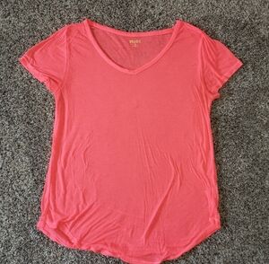 Mudd| Sheer Very Lightweight V-Neck Top